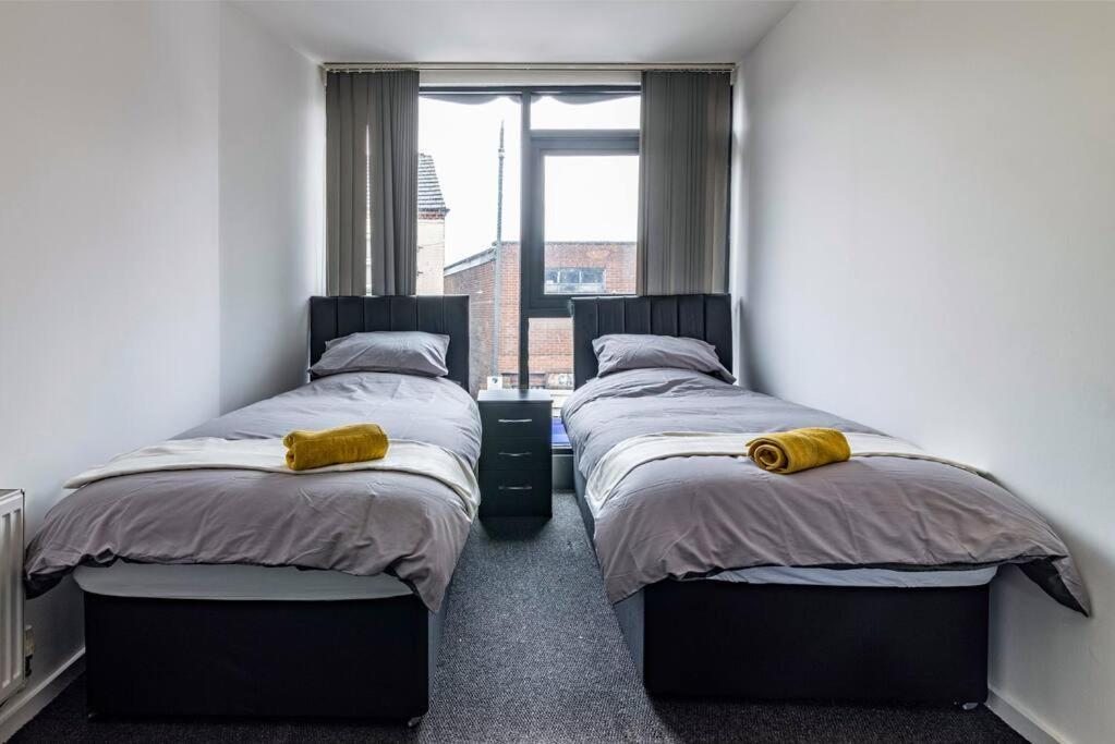 Apartmán Modern Flat In Eastwood Town Centre Exteriér fotografie